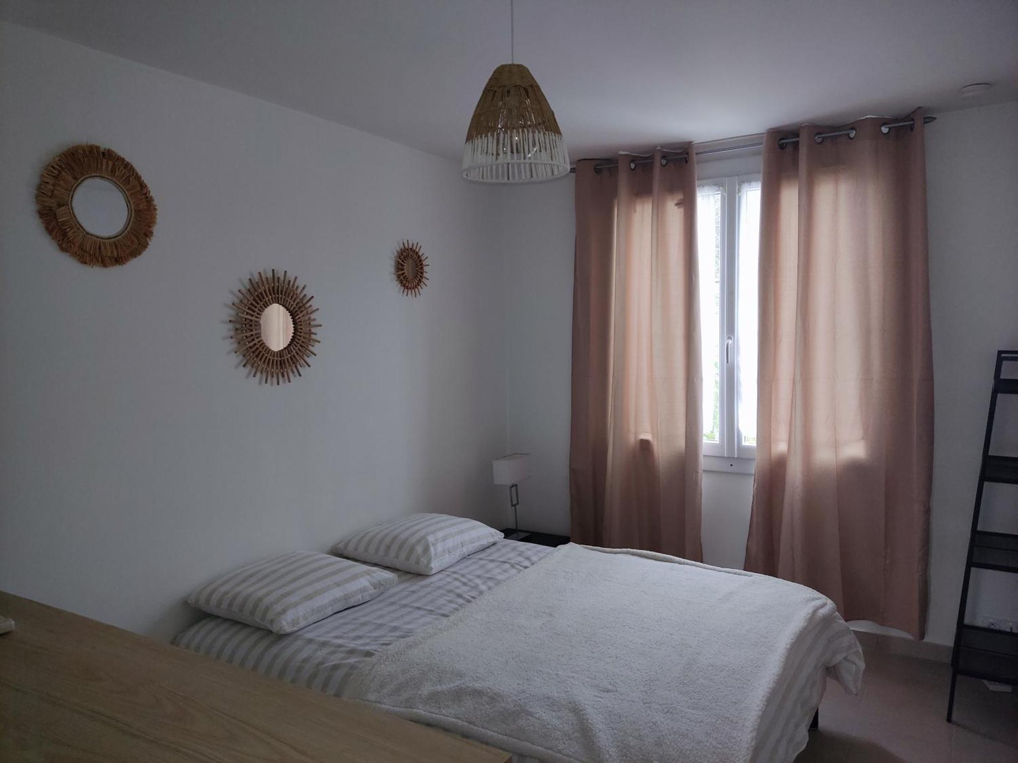 Provencal-Style Apartment Екс ан Прованс Екстериор снимка