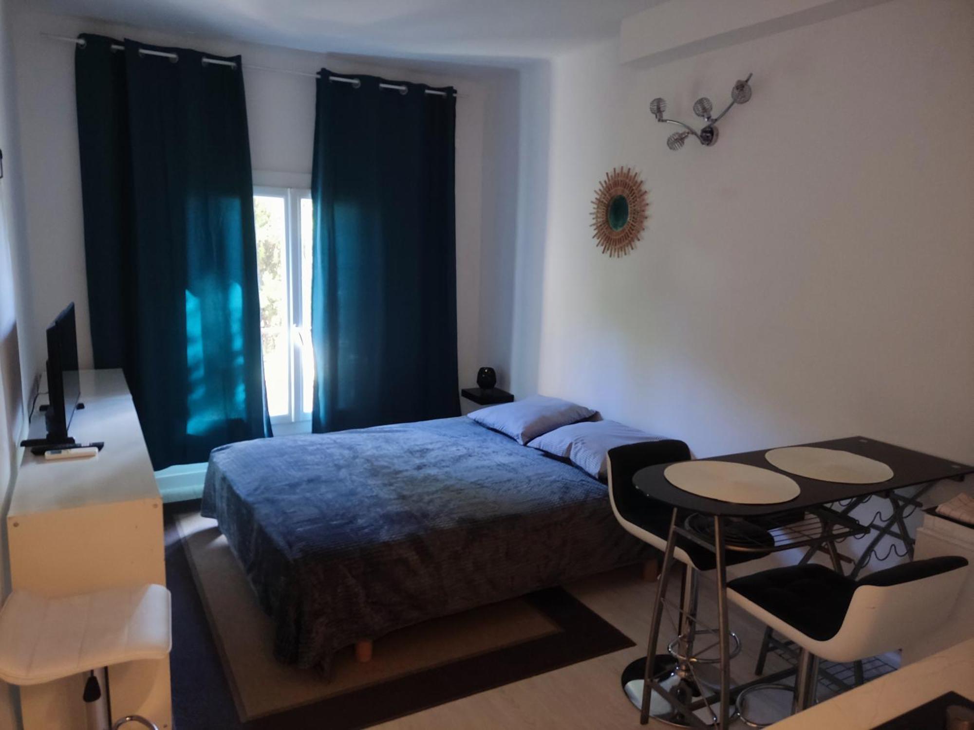 Provencal-Style Apartment Екс ан Прованс Екстериор снимка