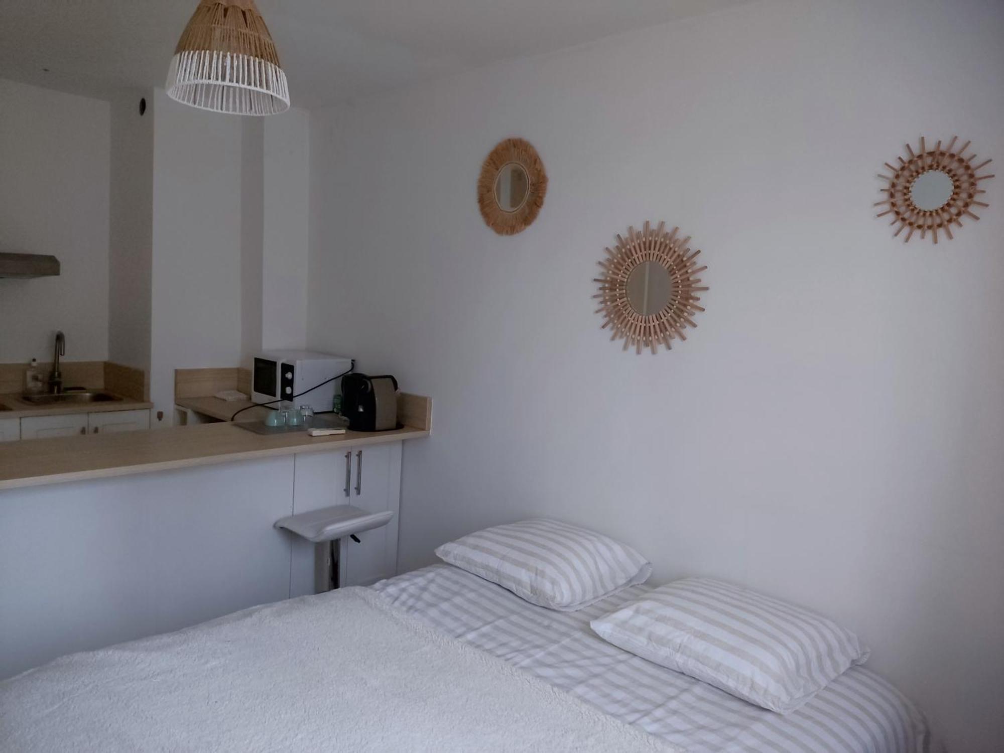 Provencal-Style Apartment Екс ан Прованс Екстериор снимка
