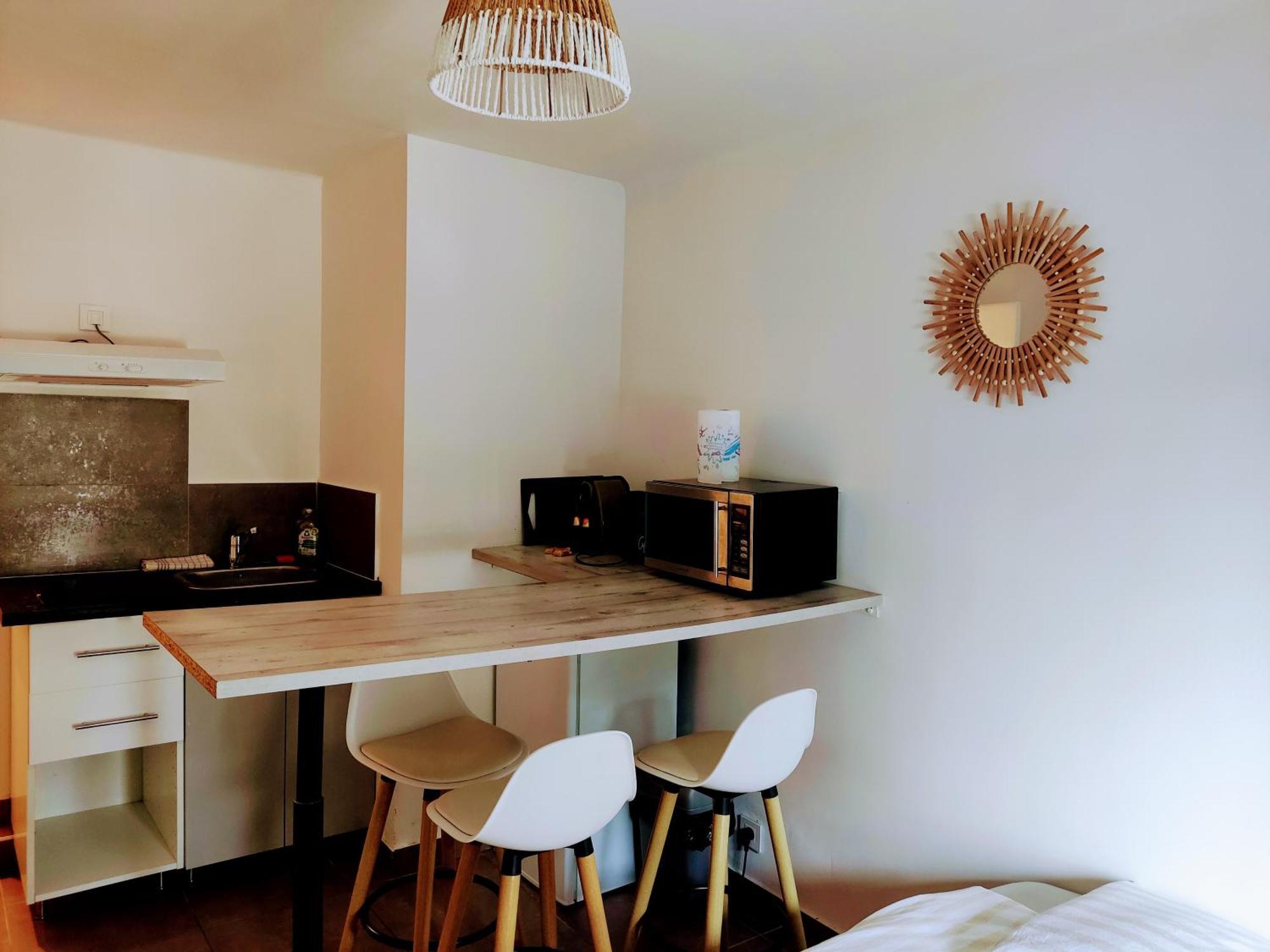Provencal-Style Apartment Екс ан Прованс Екстериор снимка