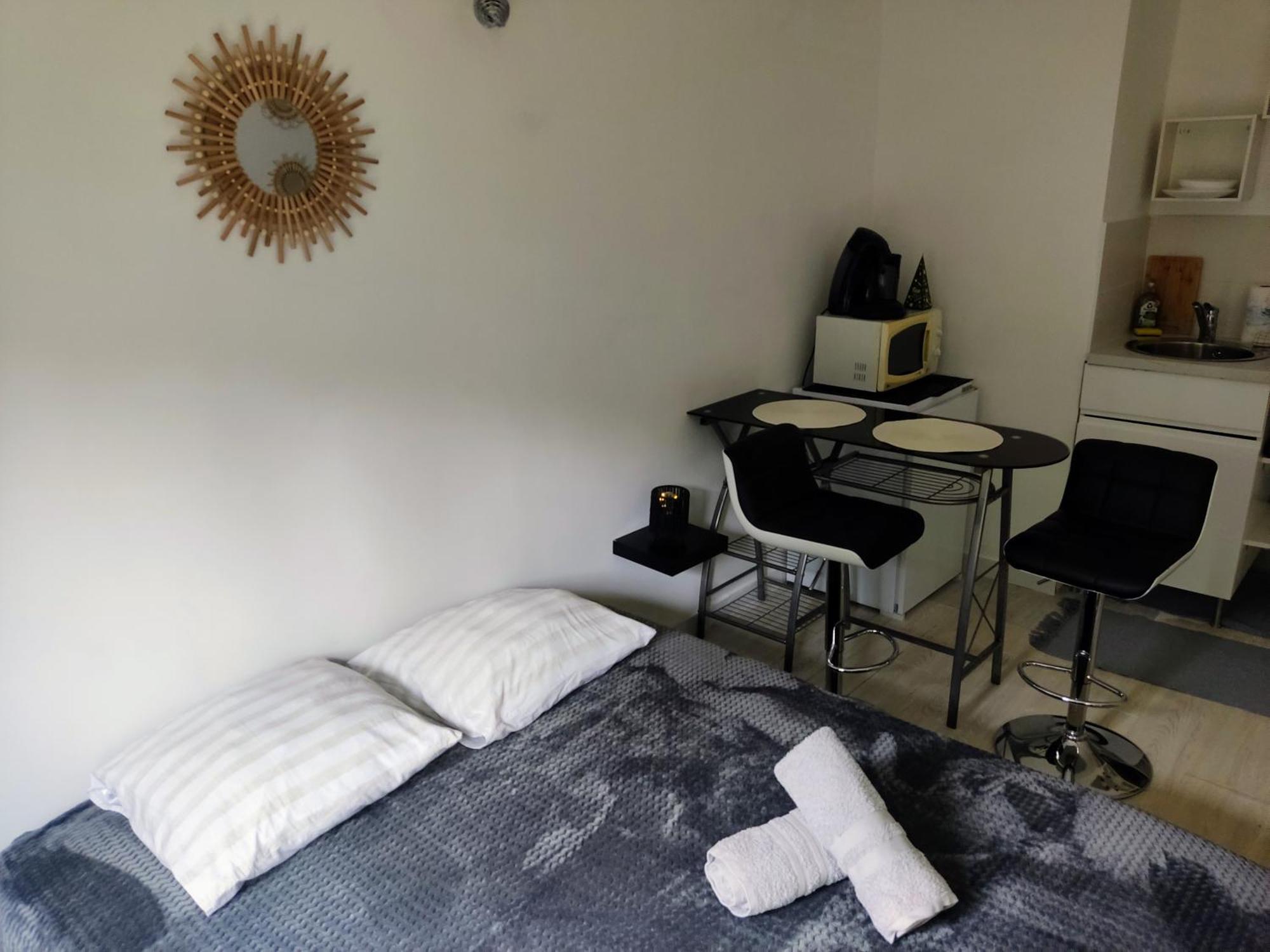 Provencal-Style Apartment Екс ан Прованс Екстериор снимка