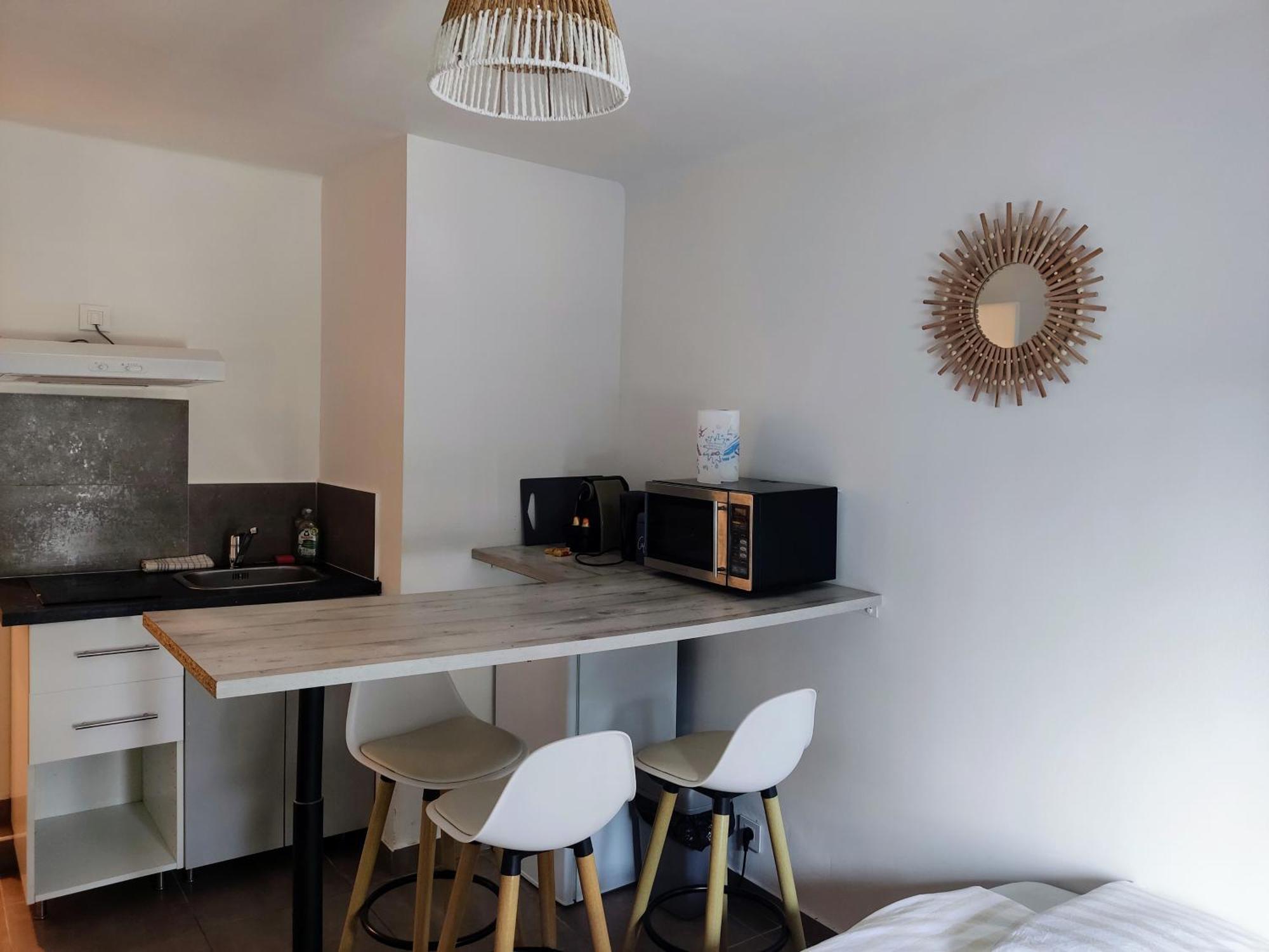 Provencal-Style Apartment Екс ан Прованс Екстериор снимка
