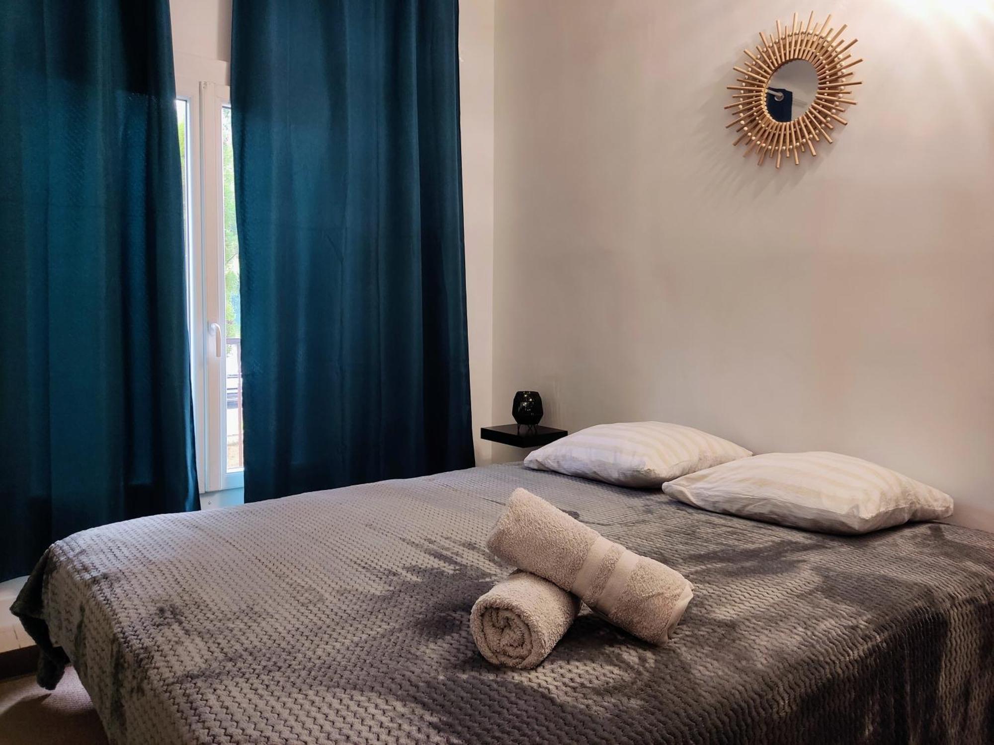 Provencal-Style Apartment Екс ан Прованс Екстериор снимка