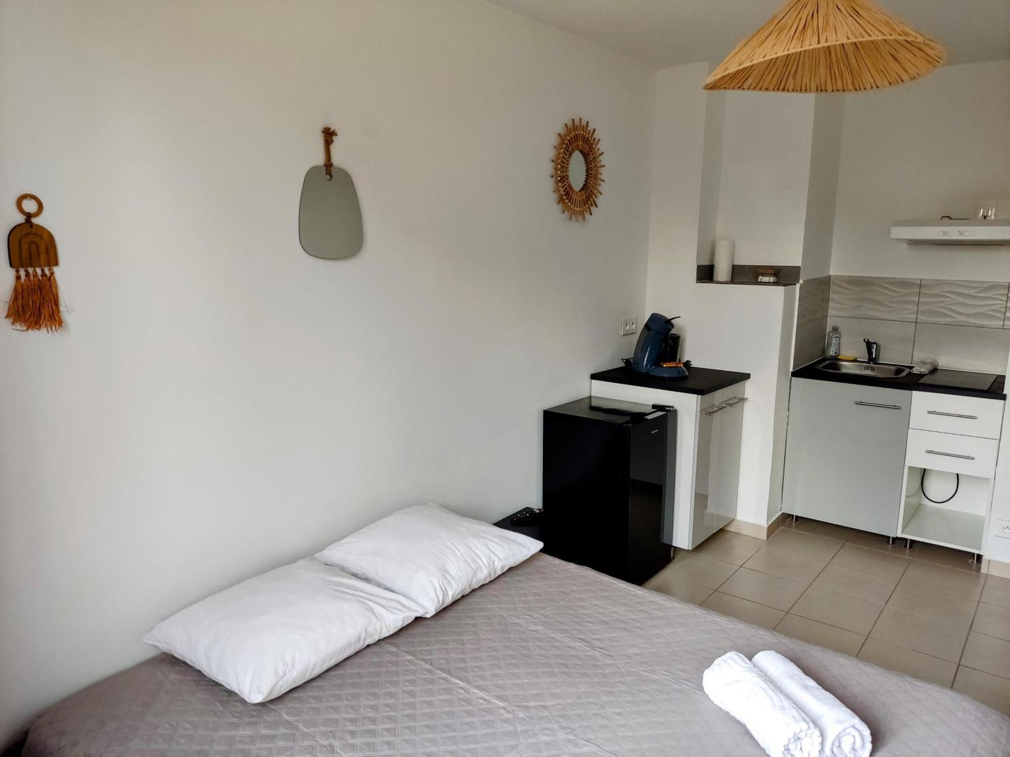Provencal-Style Apartment Екс ан Прованс Екстериор снимка