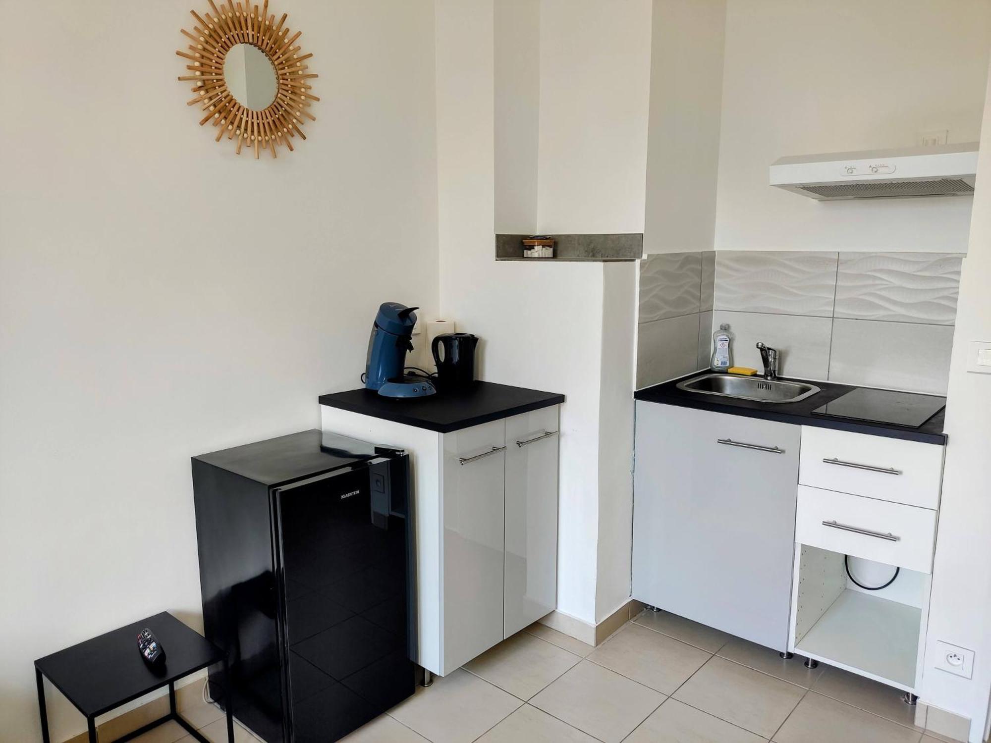 Provencal-Style Apartment Екс ан Прованс Екстериор снимка